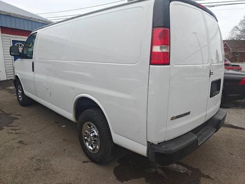 2017 Chevrolet Express 2500 Work Van