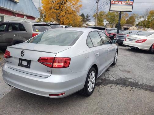 2015 Volkswagen Jetta 1.8T SE