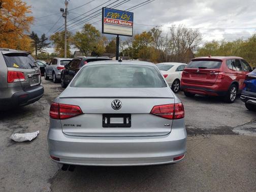 2015 Volkswagen Jetta 1.8T SE