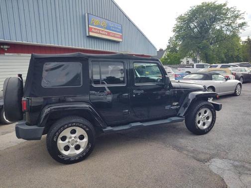 2014 Jeep Wrangler Unlimited Sahara