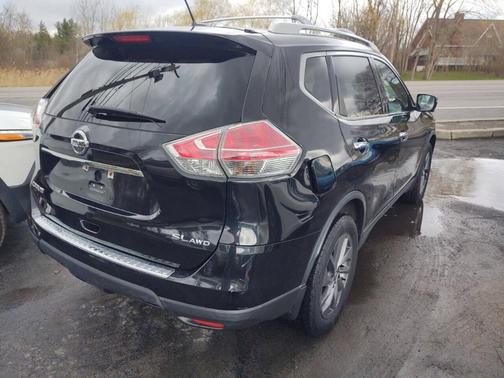 2016 Nissan Rogue SL