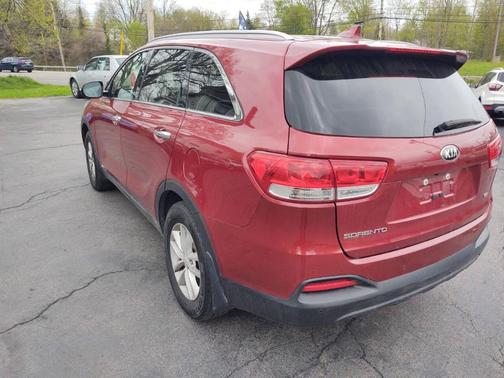 2018 Kia Sorento LX