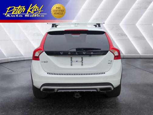Ice White 2018 Volvo V60 Cross Country T5