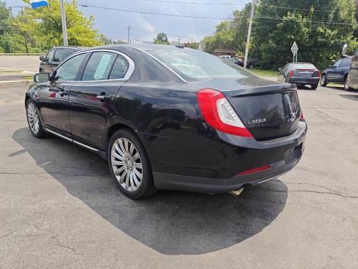 2013 Lincoln MKS Base