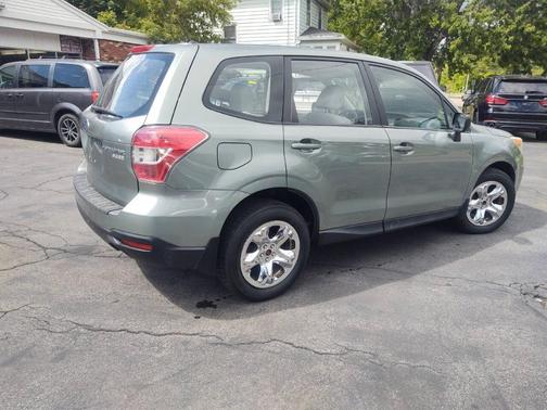 2014 Subaru Forester 2.5i