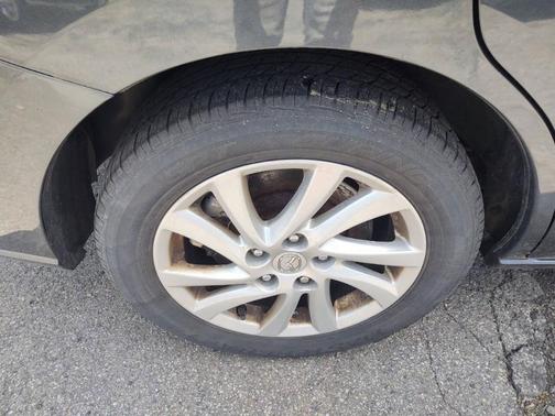 2012 Mazda Mazda5 Sport