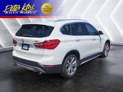 Alpine White 2017 BMW X1 xDrive 28i