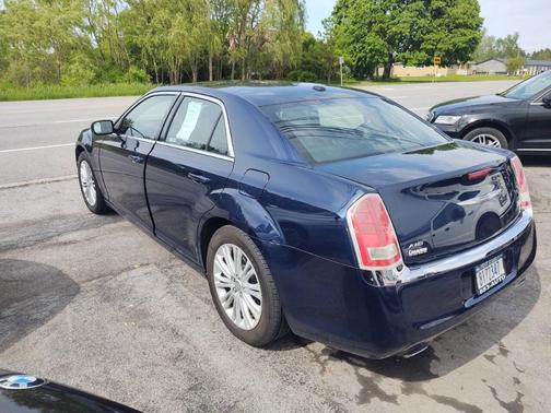 2014 Chrysler 300 Base
