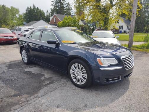 2014 Chrysler 300 Base