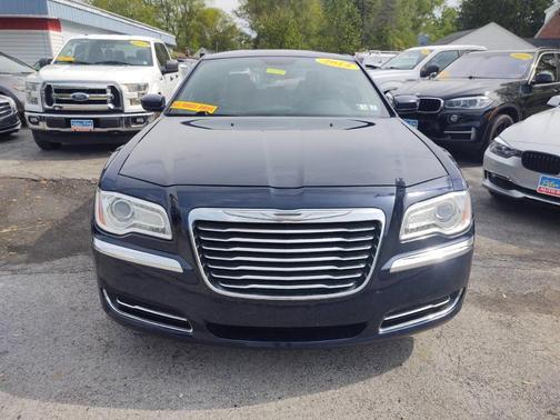2014 Chrysler 300 Base