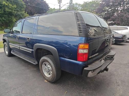 2002 Chevrolet Suburban 2500 LS