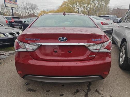 2013 Hyundai SONATA Hybrid Limited