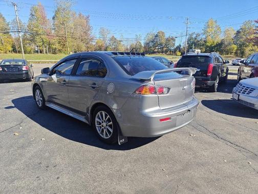2016 Mitsubishi Lancer ES