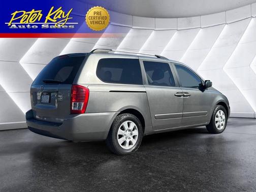 2011 Kia Sedona LX