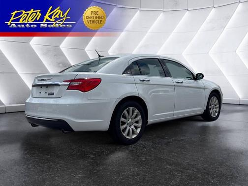 Bright White Clearcoat 2014 Chrysler 200 Limited