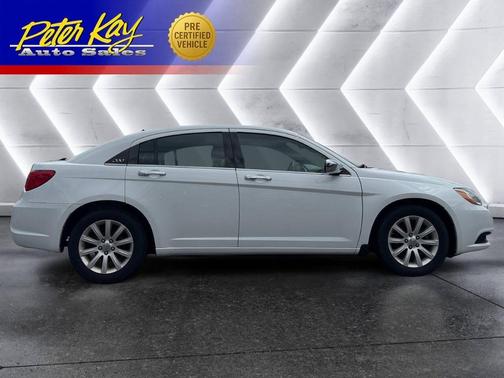 Bright White Clearcoat 2014 Chrysler 200 Limited