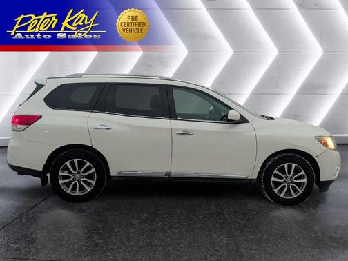 2015 Nissan Pathfinder SL