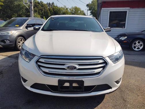 2016 Ford Taurus Limited