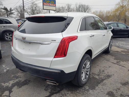 2017 Cadillac XT5 Luxury