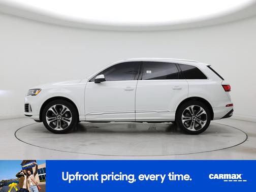 2022 Audi Q7 Premium Plus