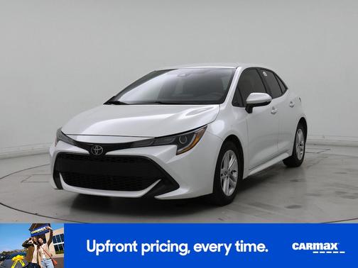 White 2022 Toyota Corolla Hatchback SE