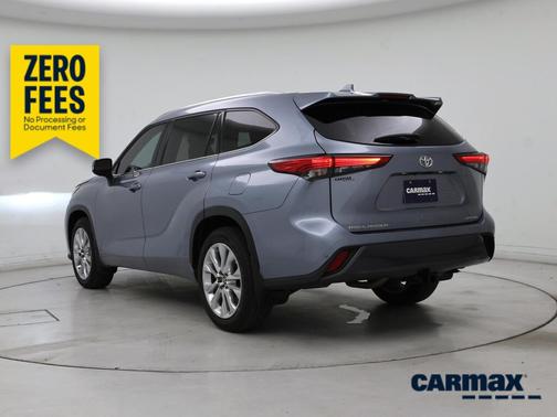 Blue 2022 Toyota Highlander Limited