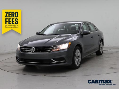 Gray 2018 Volkswagen Passat SE
