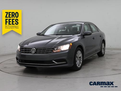 Gray 2018 Volkswagen Passat SE