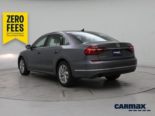 Gray 2018 Volkswagen Passat SE