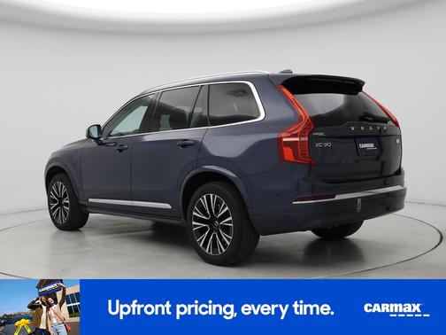 2023 Volvo XC90 Recharge Plug-In Hybrid T8 Plus Bright Theme
