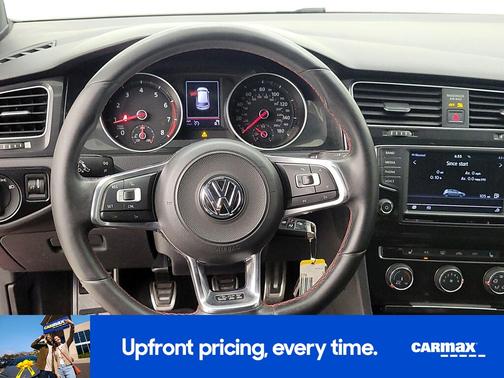 2017 Volkswagen Golf GTI S
