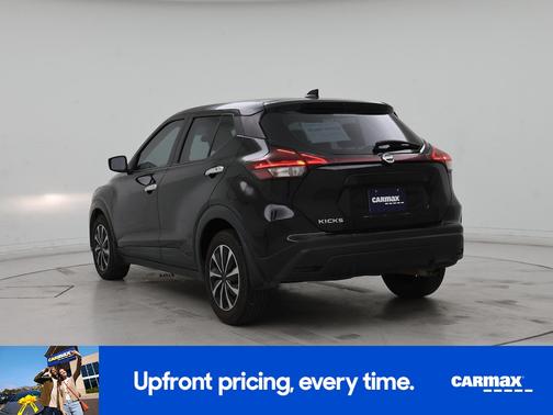 Black 2021 Nissan Kicks S
