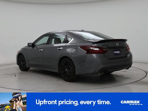 Gray 2018 Nissan Altima SR