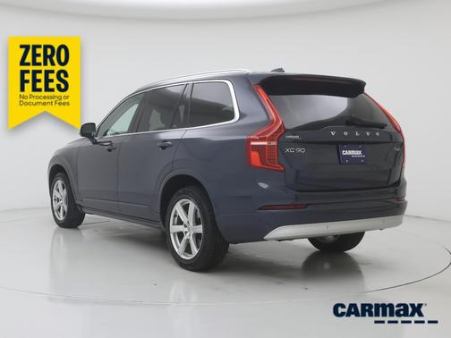 Blue 2022 Volvo XC90 T6 Momentum