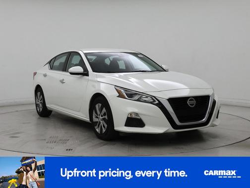White 2021 Nissan Altima S