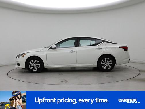 White 2021 Nissan Altima S