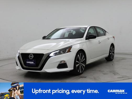 White 2021 Nissan Altima SR