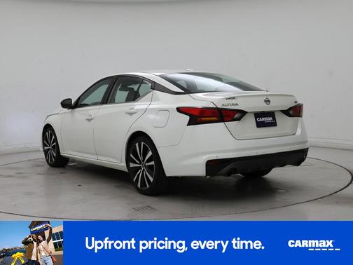White 2021 Nissan Altima SR