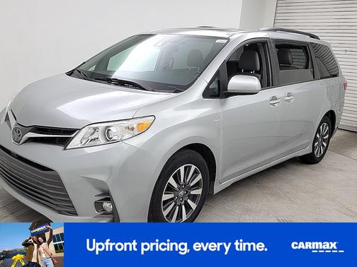 2020 Toyota Sienna XLE
