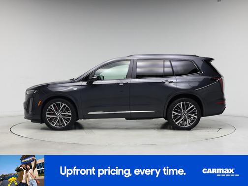 Gray 2022 Cadillac XT6 Sport