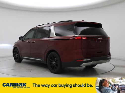 2023 Kia Carnival SX