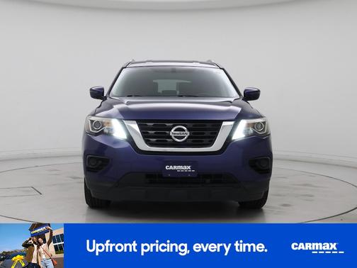 2017 Nissan Pathfinder SV