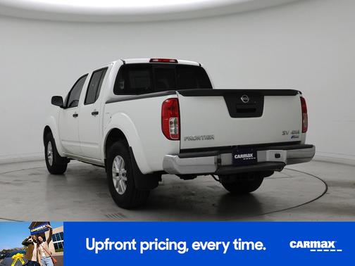 White 2019 Nissan Frontier SV