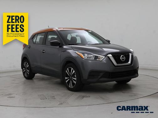 Silver 2019 Nissan Kicks SV