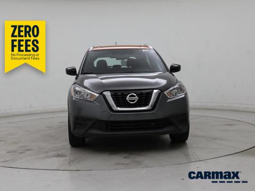 Silver 2019 Nissan Kicks SV