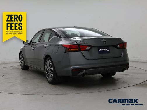 Gray 2023 Nissan Altima SL