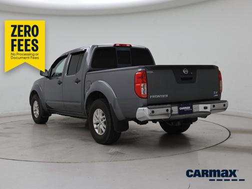Gray 2018 Nissan Frontier SV