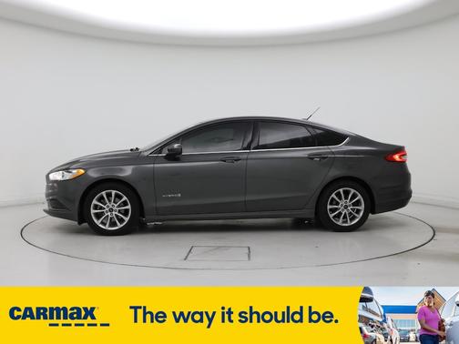 2017 Ford Fusion Hybrid SE