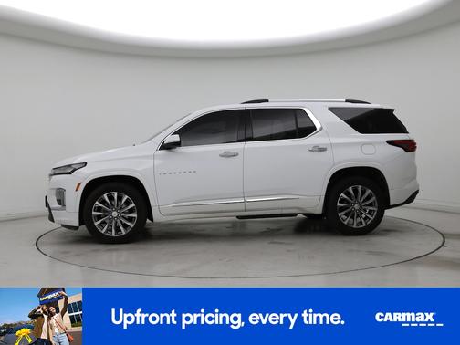 White 2022 Chevrolet Traverse Premier