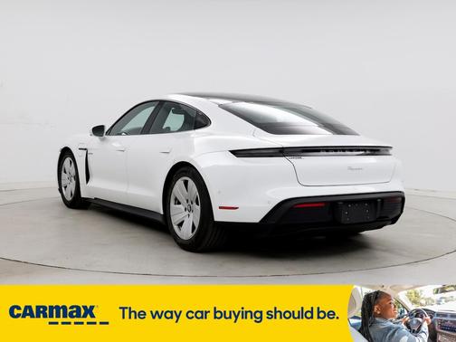 2022 Porsche Taycan